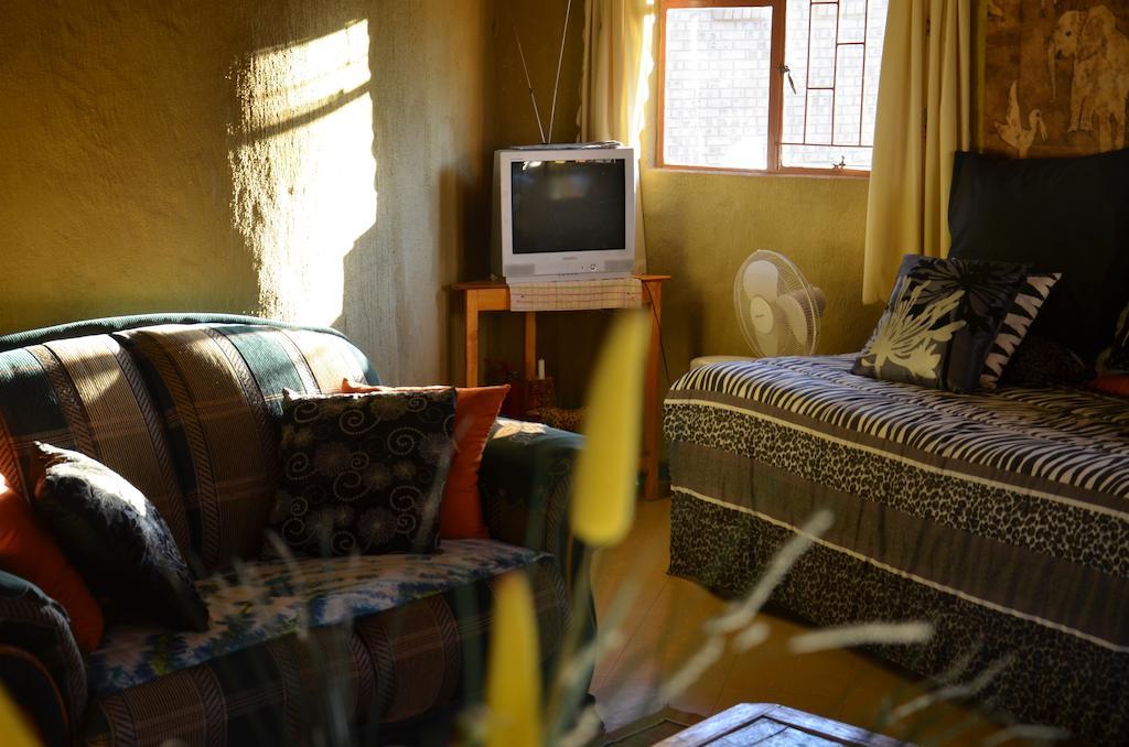 Bama Lodge Rietfontein Ngoại thất bức ảnh